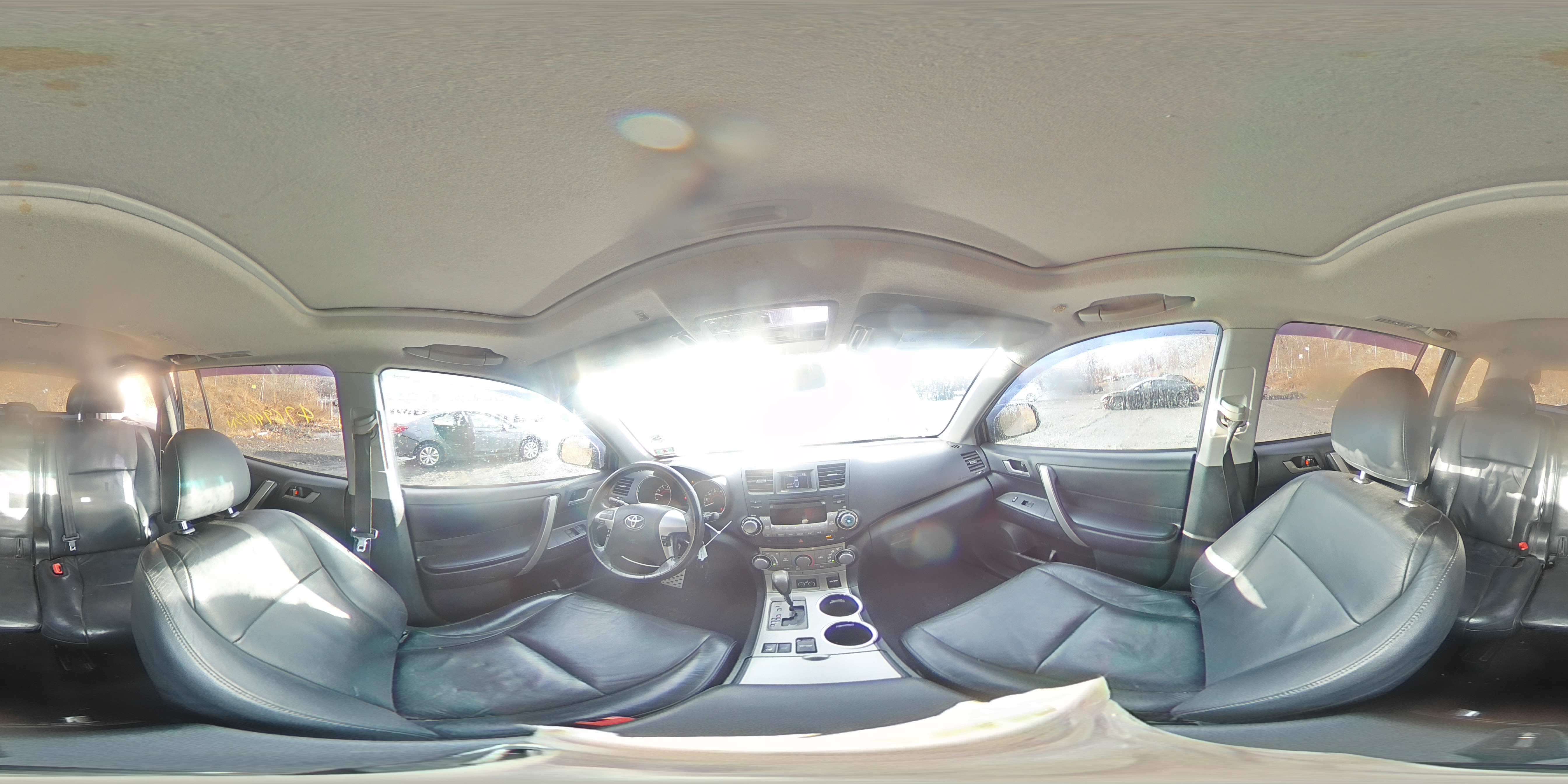 2012 Toyota Highlander - Image 13