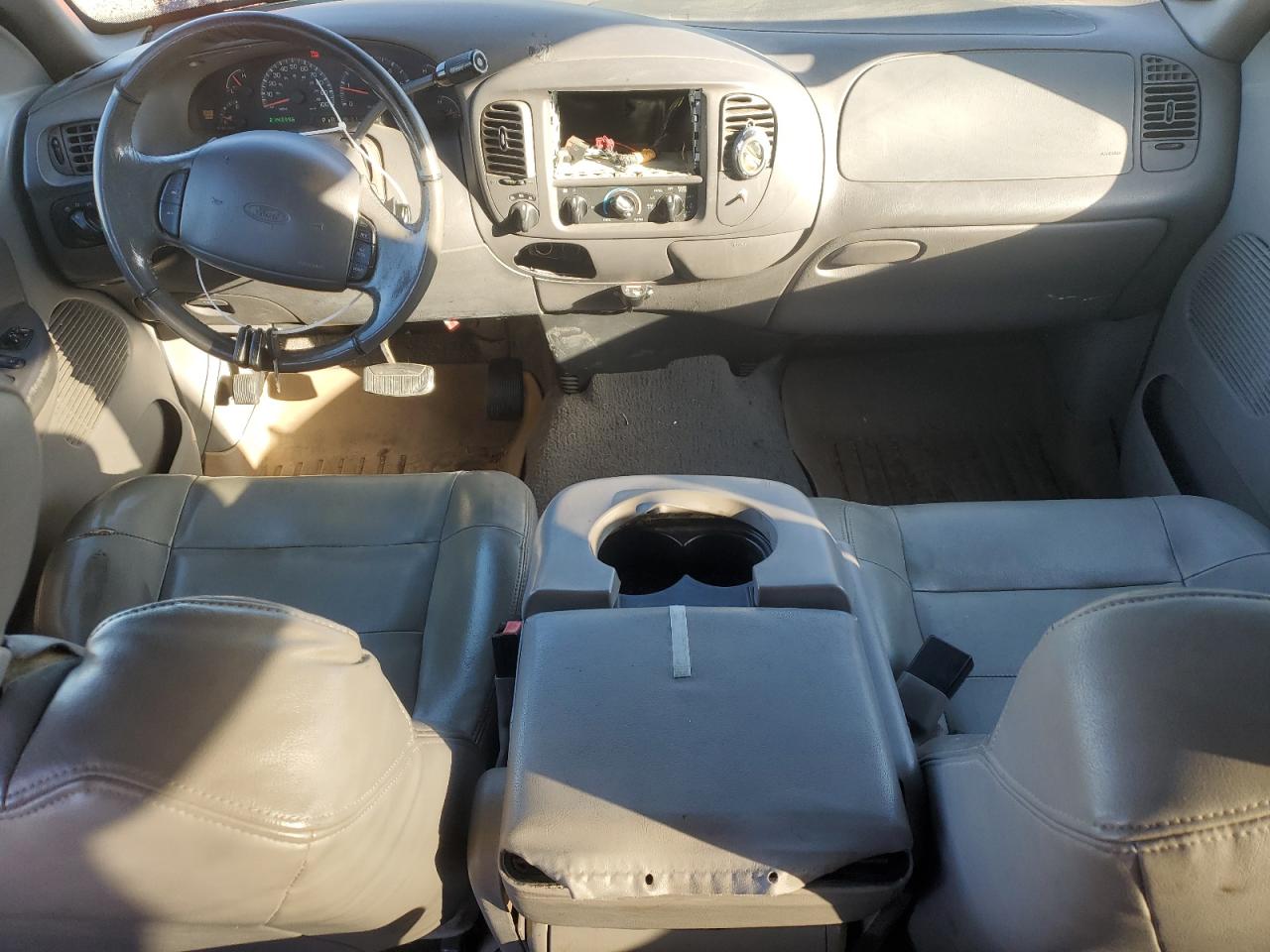 2001 Ford F-150 - Image 8