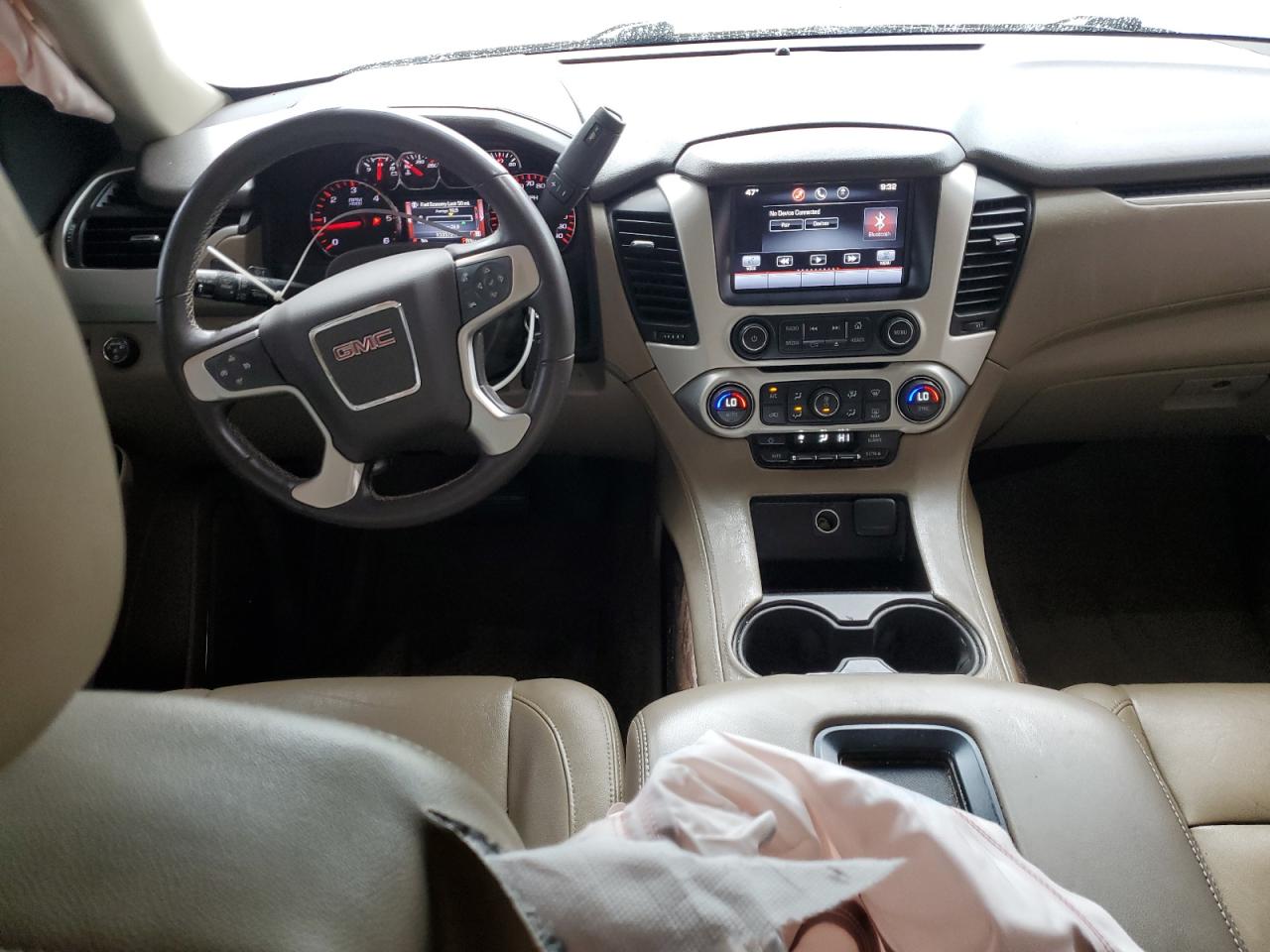 2015 GMC Yukon - Image 8