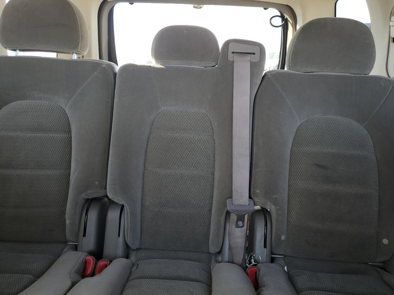 2003 Ford Explorer - Image 10