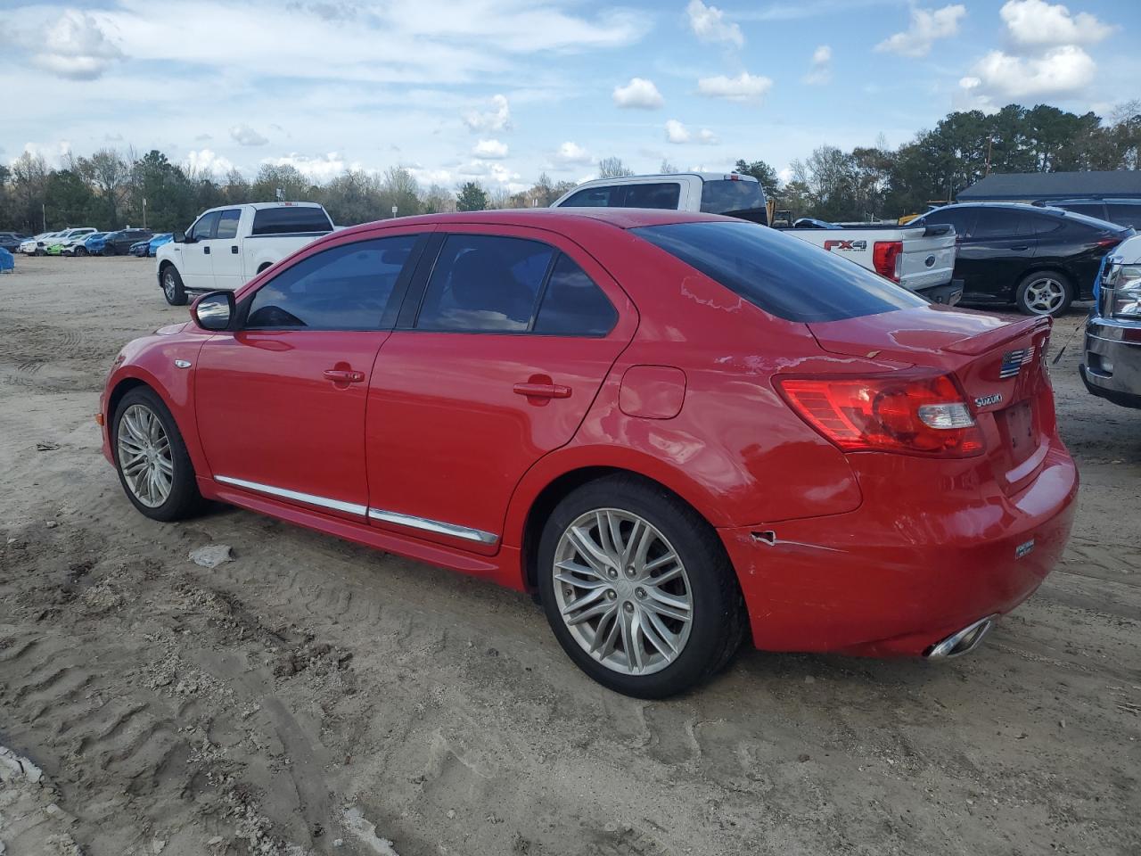 2011 Suzuki Kizashi - Image 2