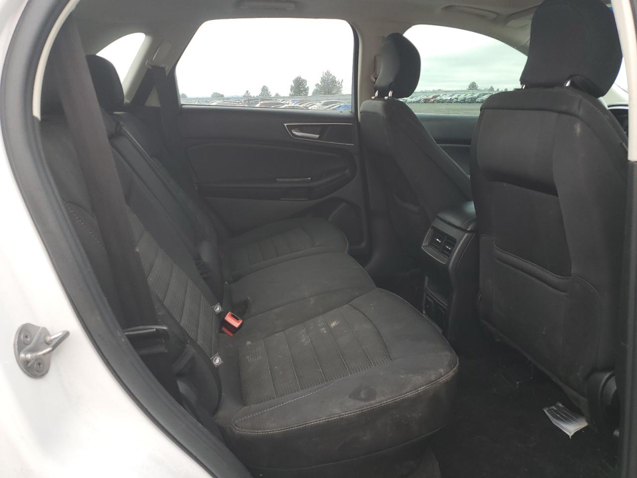 2016 Ford Edge - Image 12