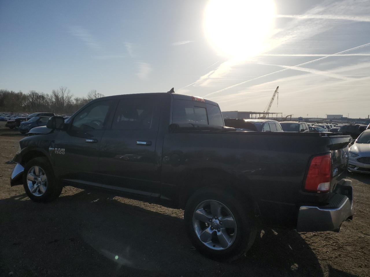 2014 RAM 1500 - Image 2