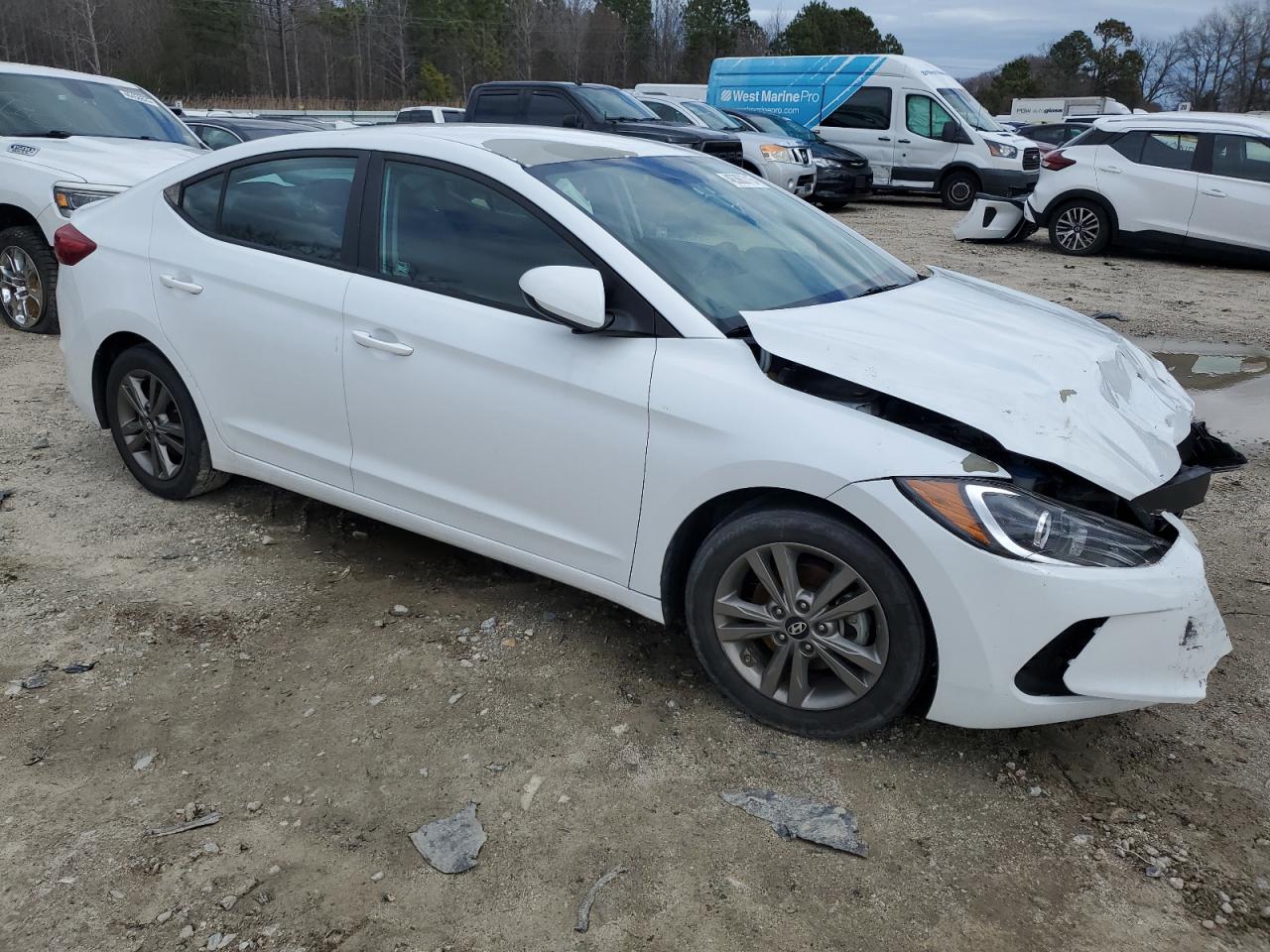 2018 Hyundai Elantra - Image 4