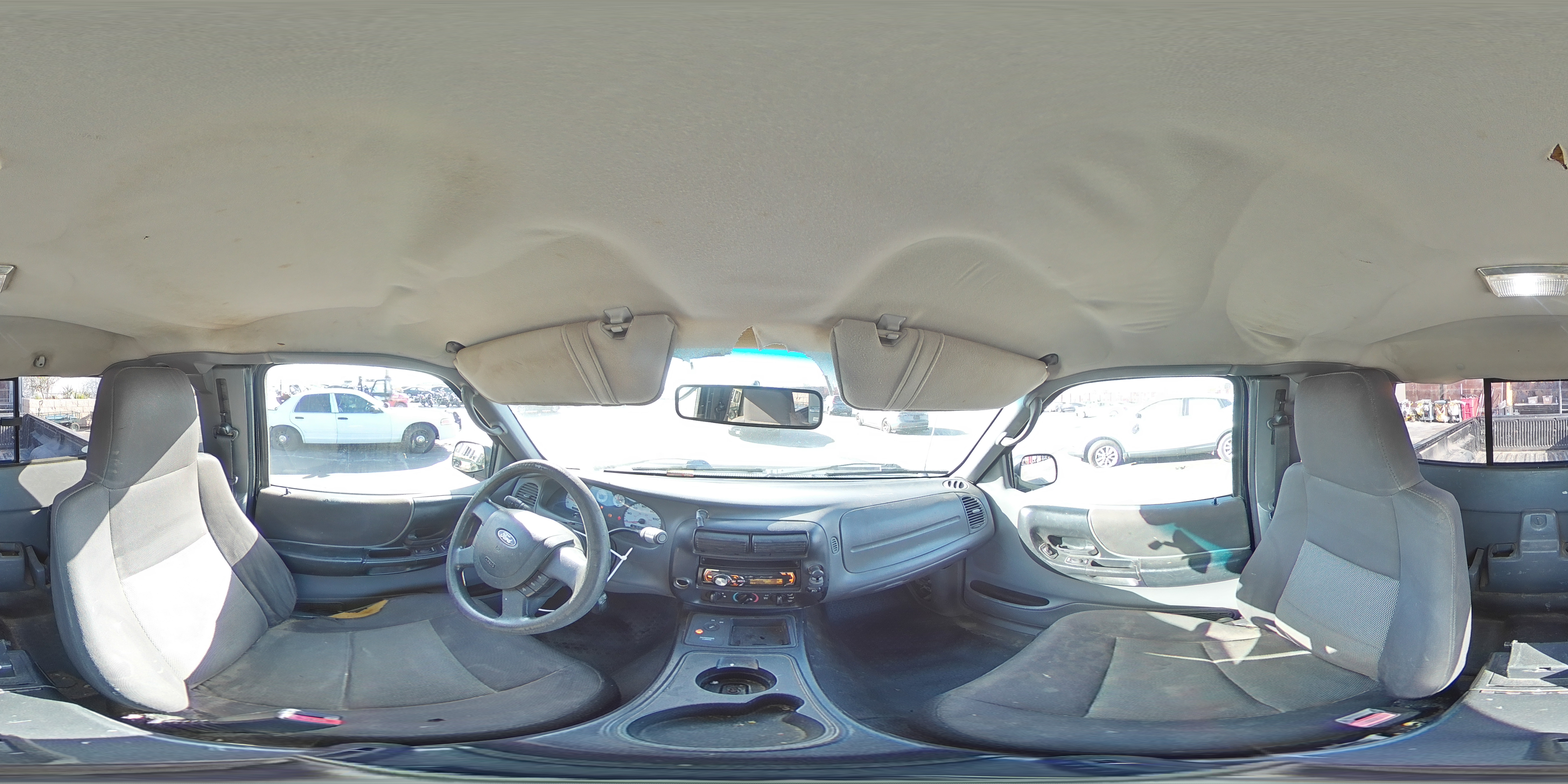 2004 Ford Ranger - Image 13
