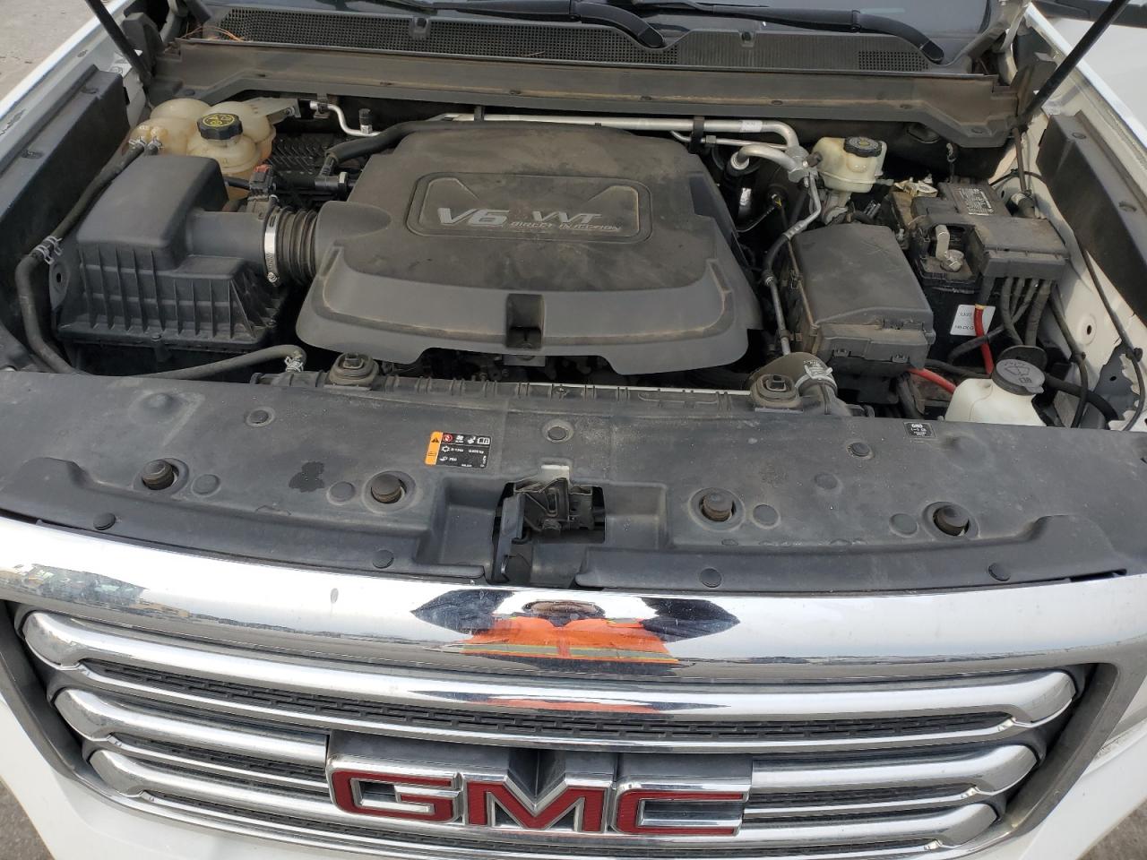 2016 GMC Canyon - Image 11
