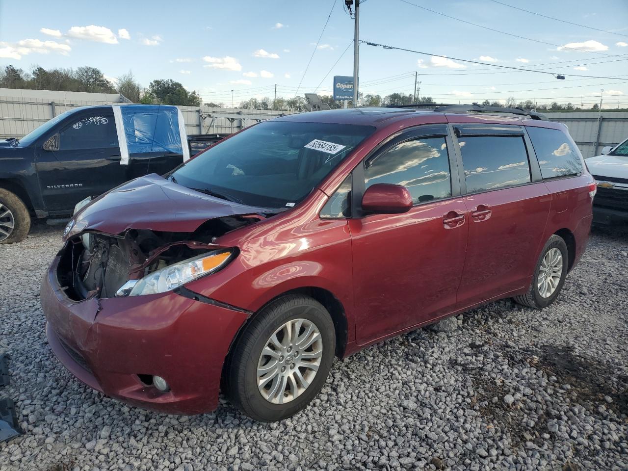 2012 Toyota Sienna Xle zu verkaufen in Hueytown, AL - Front End