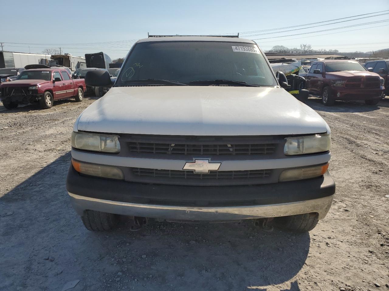 2000 Chevrolet Silverado - Image 5