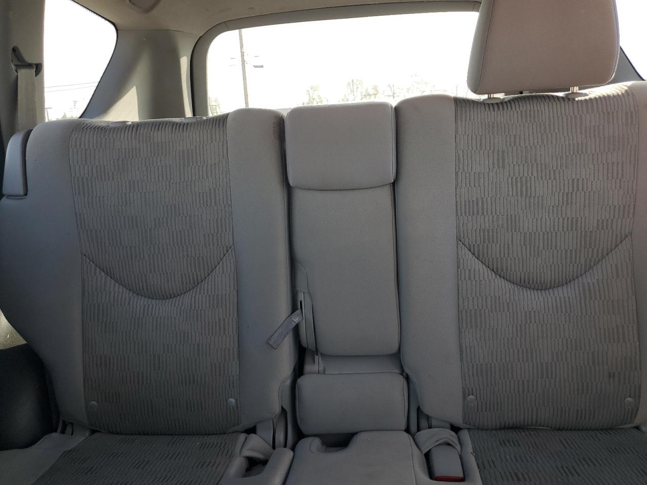 2012 Toyota RAV 4 - Image 10