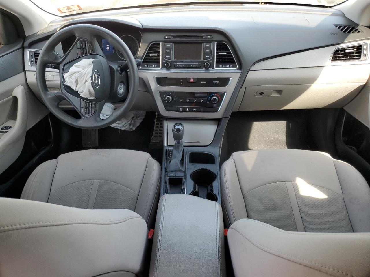 2015 Hyundai Sonata - Image 8
