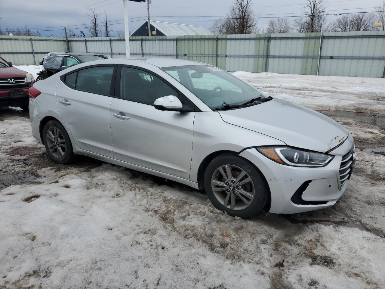 2018 Hyundai Elantra - Image 4