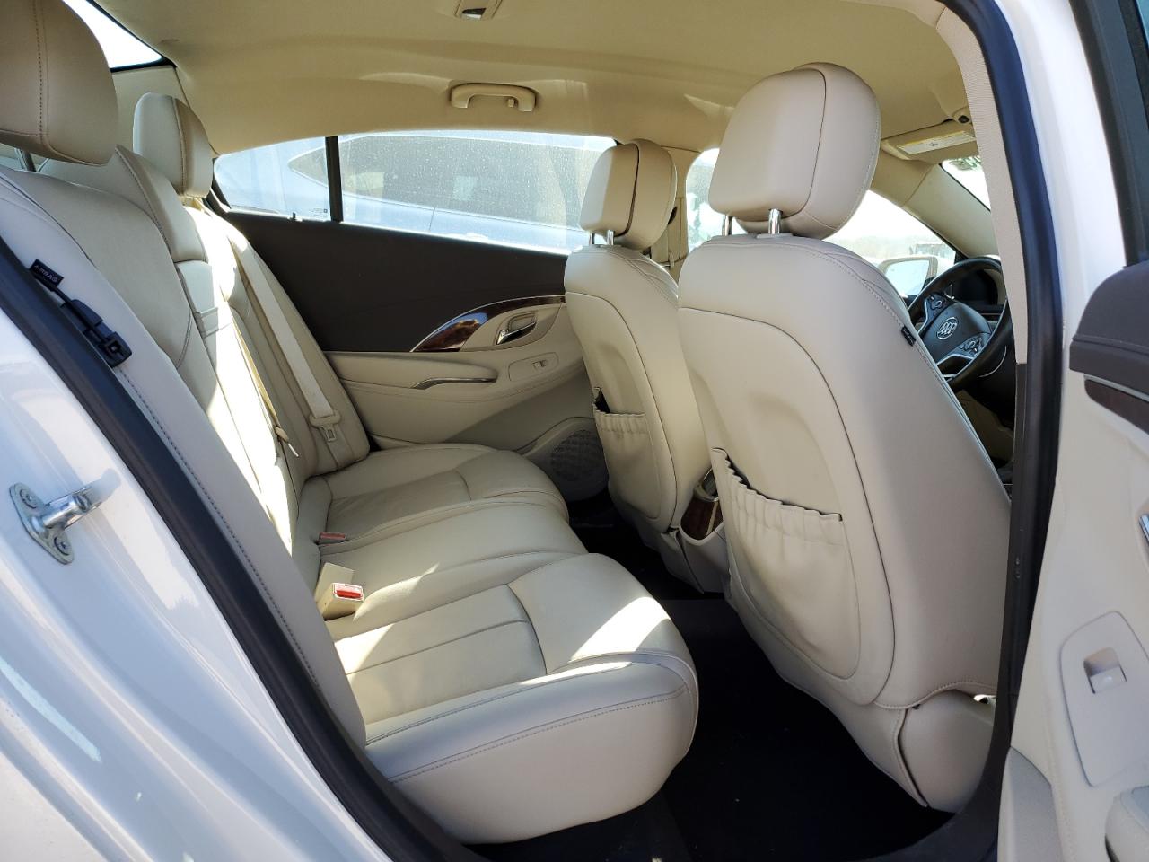 2014 Buick LaCrosse - Image 11