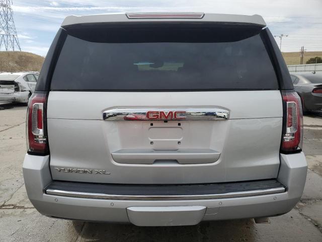  GMC YUKON 2015 Сріблястий