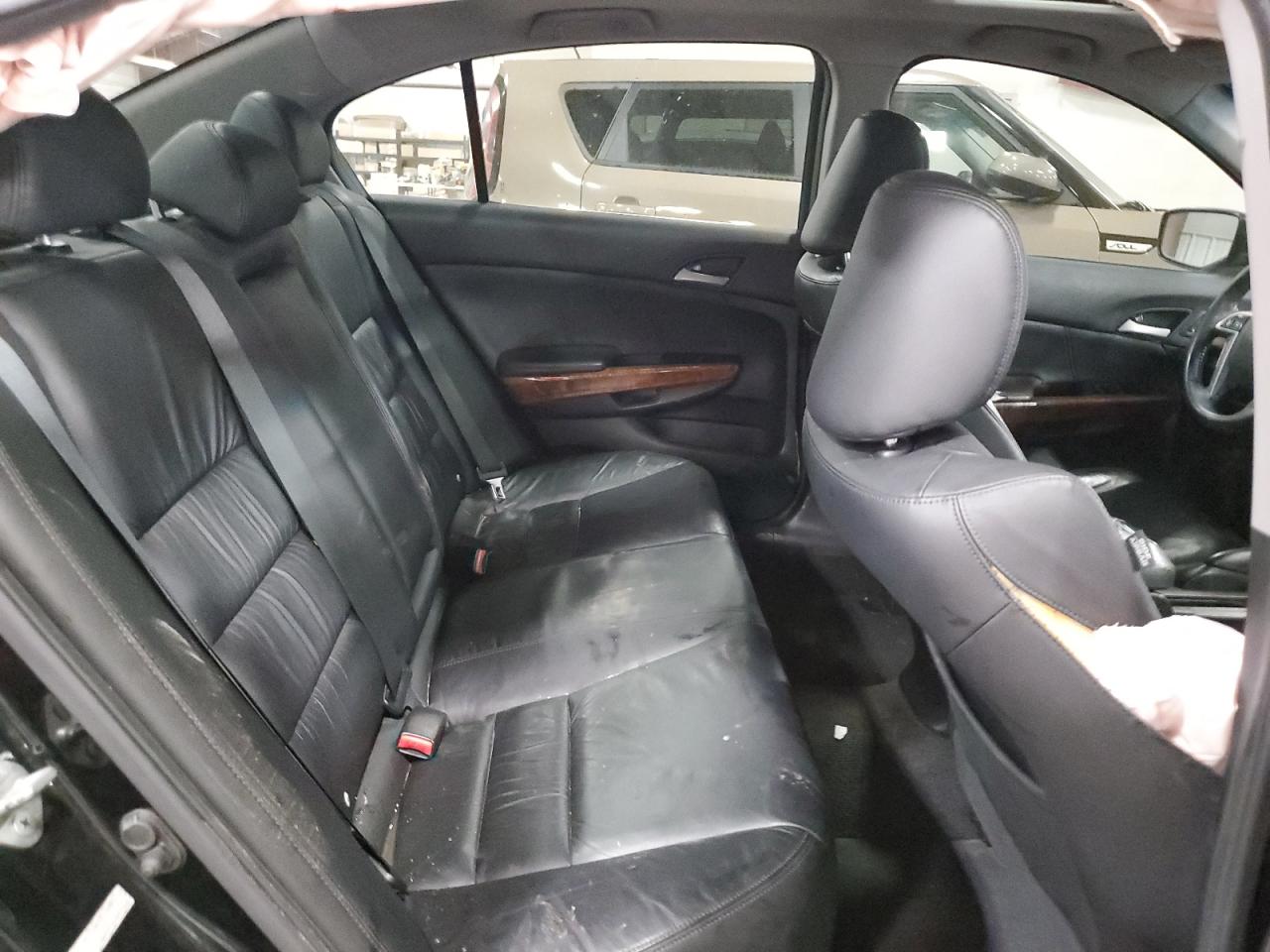 2012 Honda Accord - Image 10