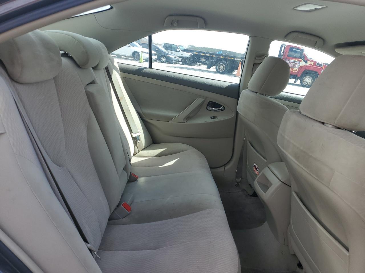 2011 Toyota Camry - Image 10
