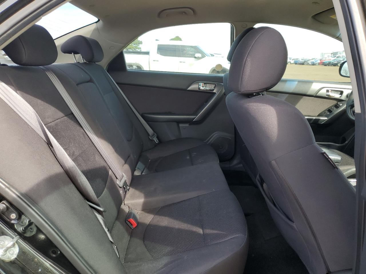 2013 Kia Forte - Image 10