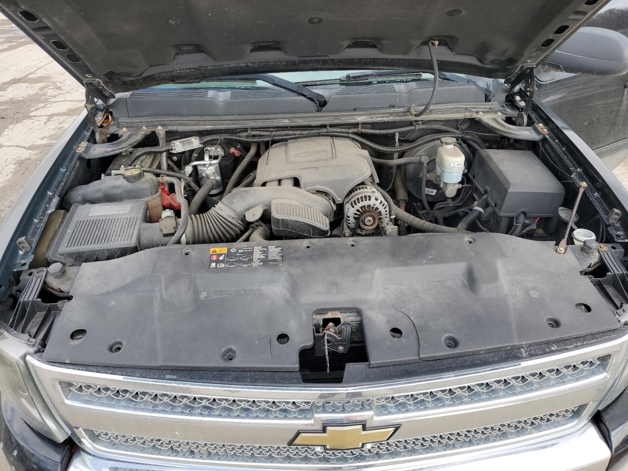 2012 Chevrolet Silverado - Image 11