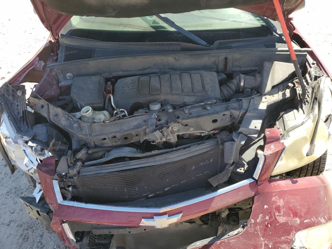2010 Chevrolet Traverse - Image 12