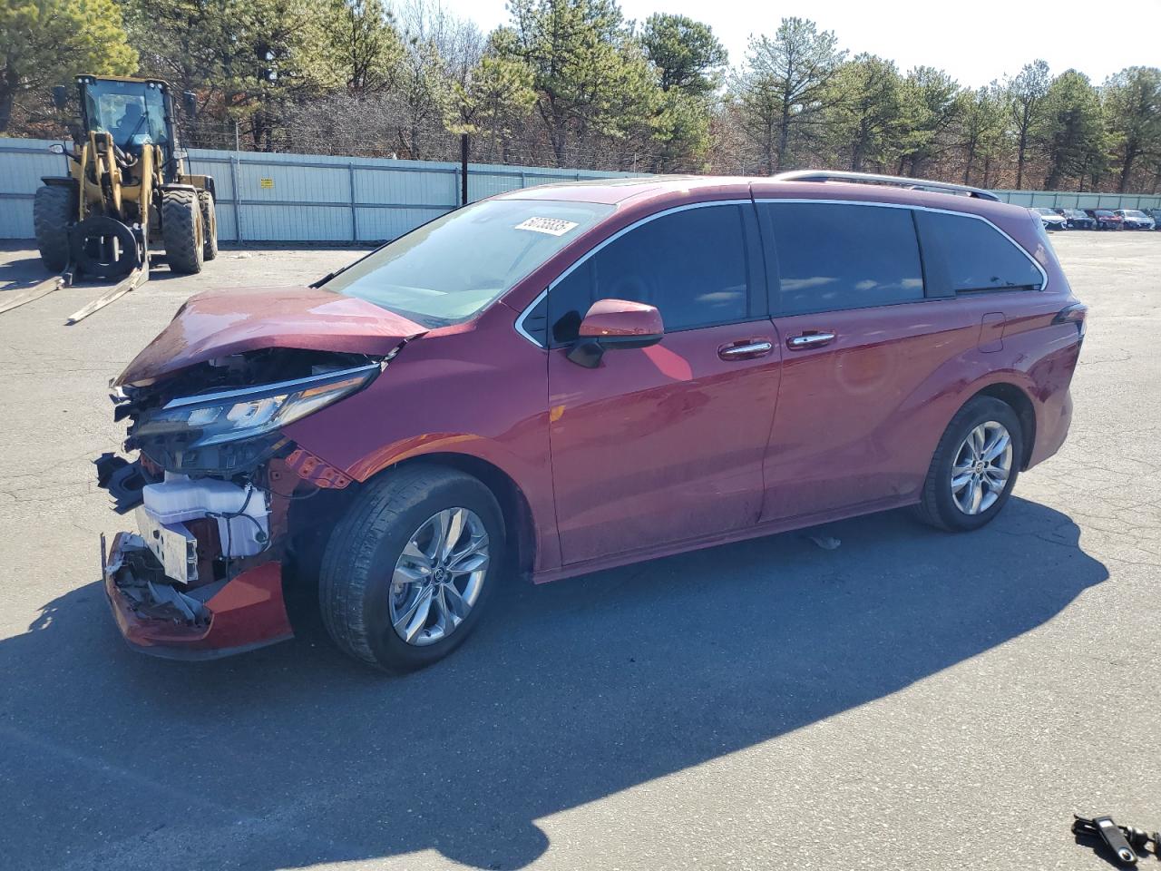 2025 Toyota Sienna Xle for Sale in Brookhaven, NY - Front End