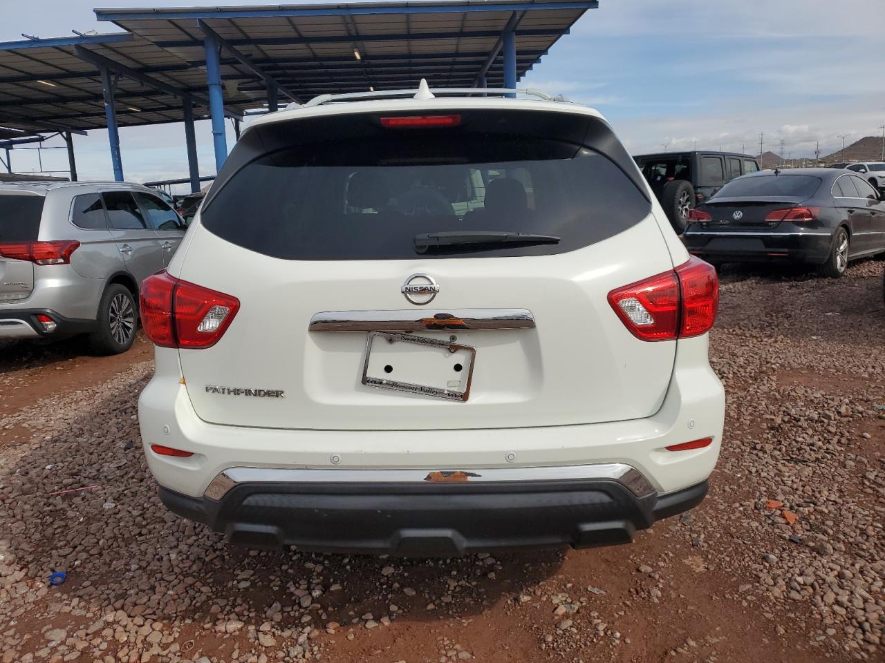 2019 Nissan Pathfinder - Image 6