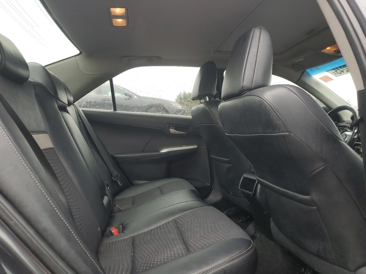 2013 Toyota Camry - Image 10