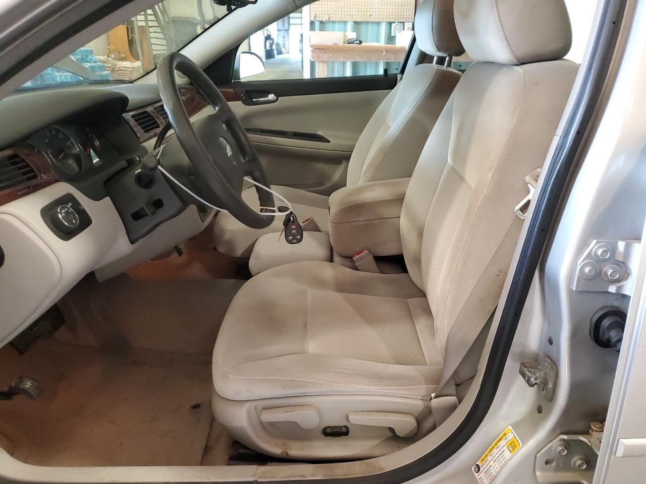 2008 Chevrolet Impala - Image 7