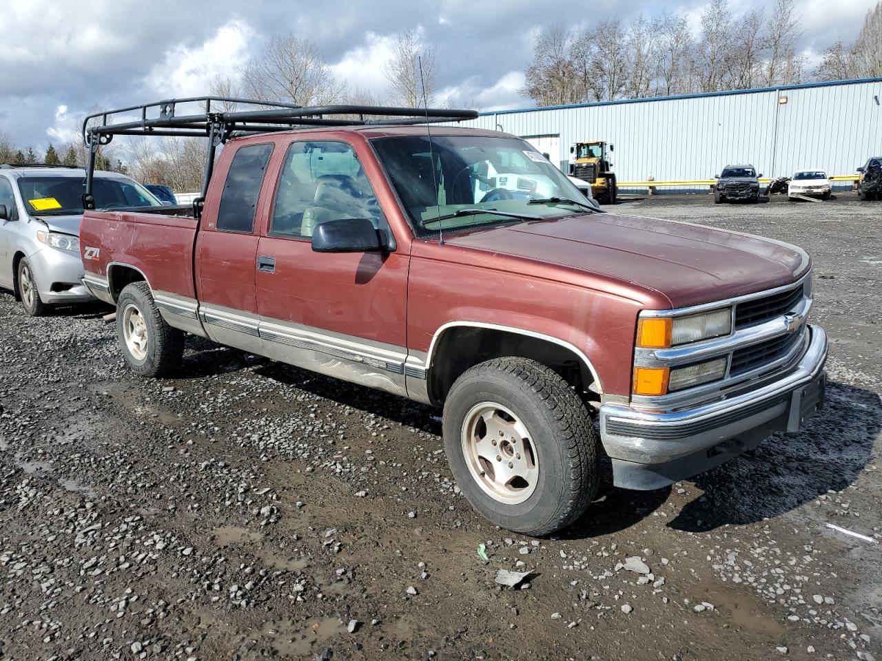 1998 Chevrolet GMT-400 - Image 4