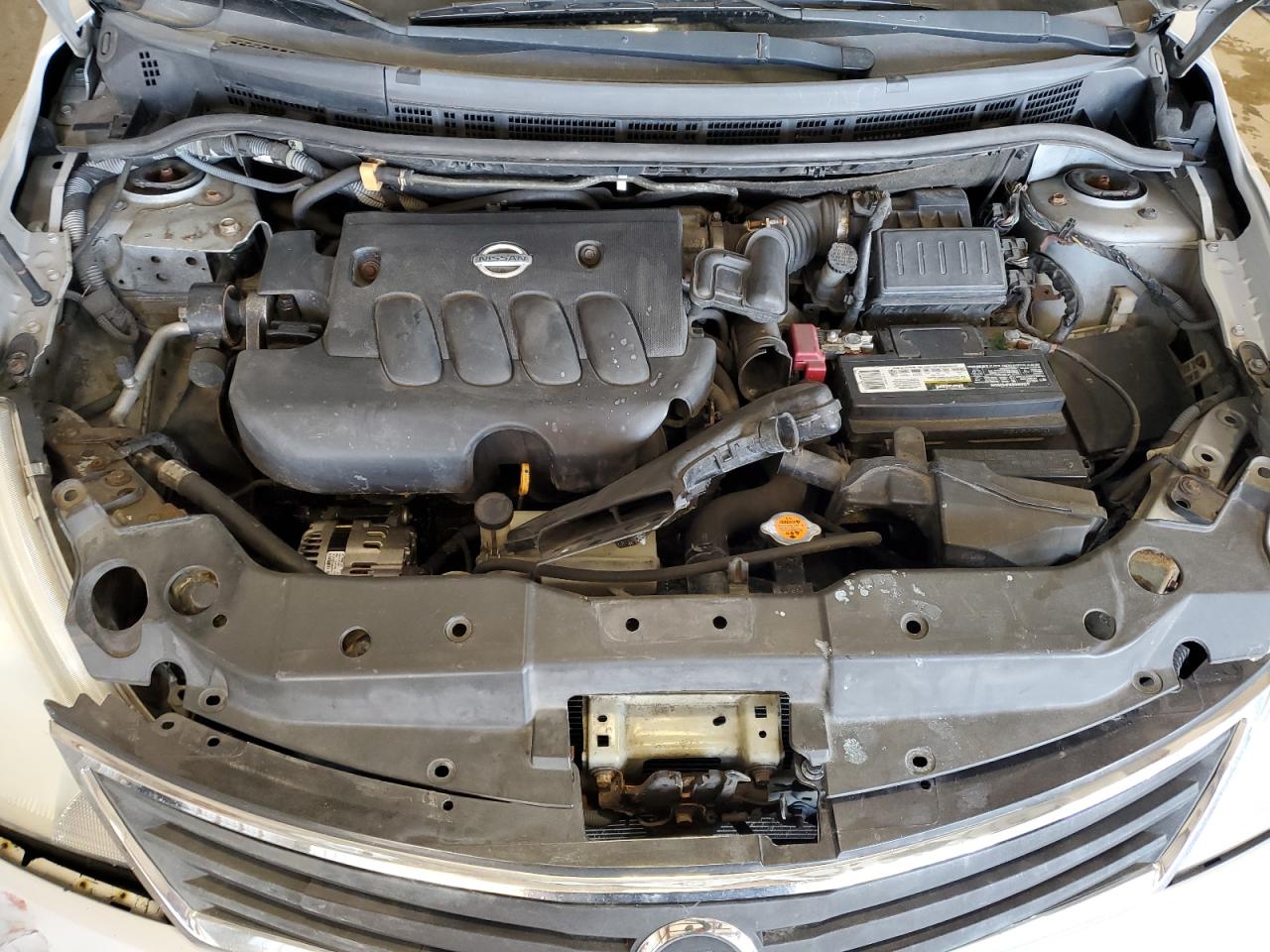 2010 Nissan Versa - Image 11
