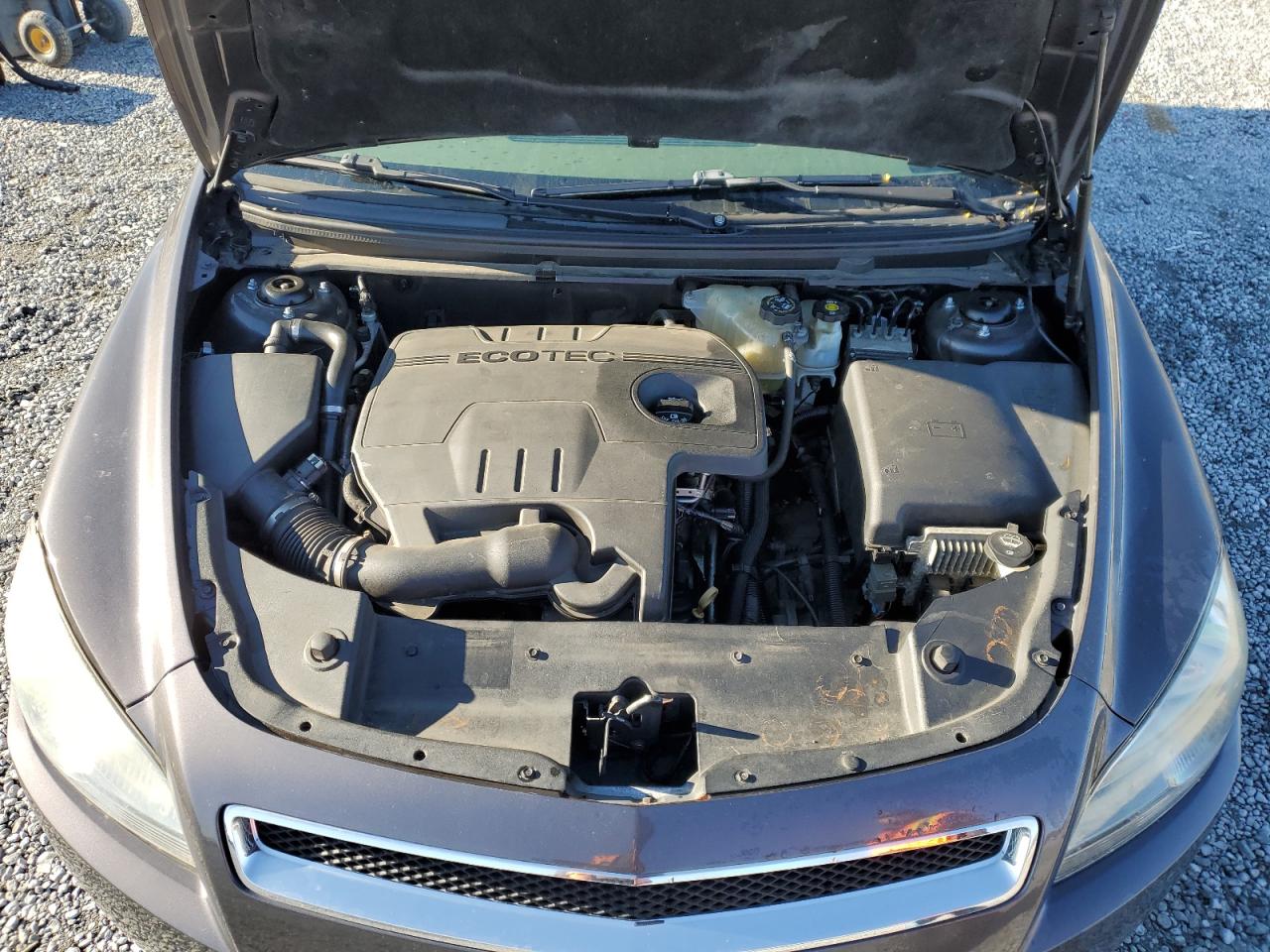 2010 Chevrolet Malibu - Image 13