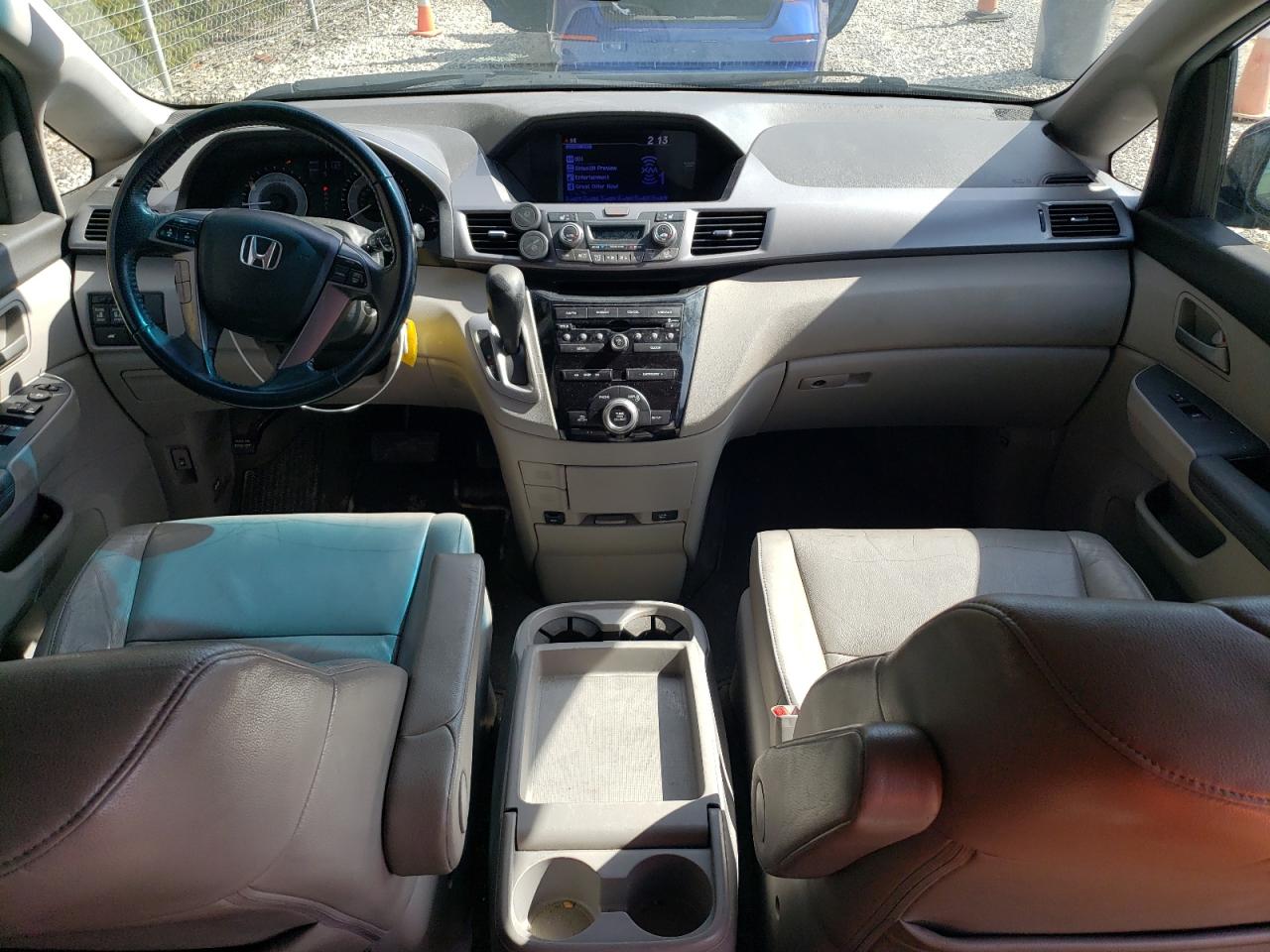 2012 Honda Odyssey - Image 8