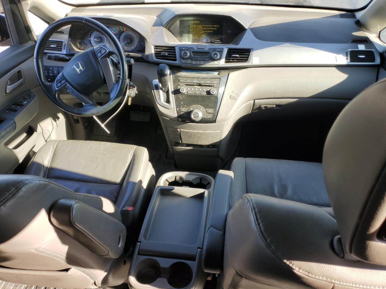 2011 Honda Odyssey - Image 8