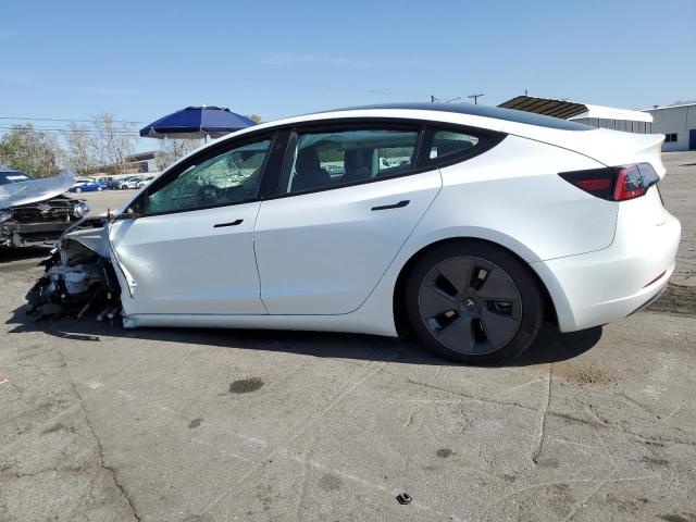  TESLA MODEL 3 2022 Білий