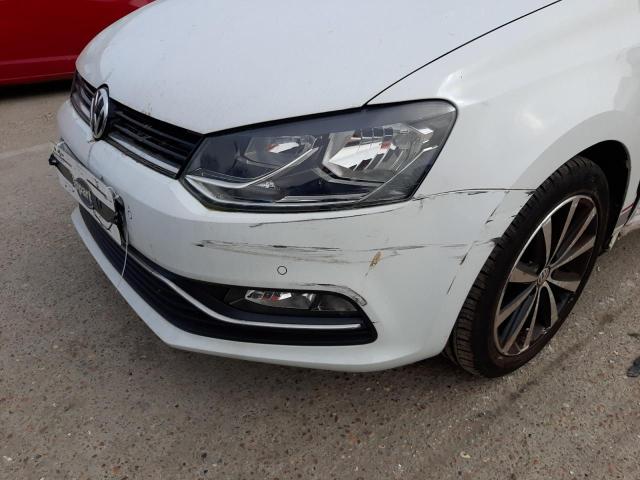2017 VOLKSWAGEN POLO BEATS