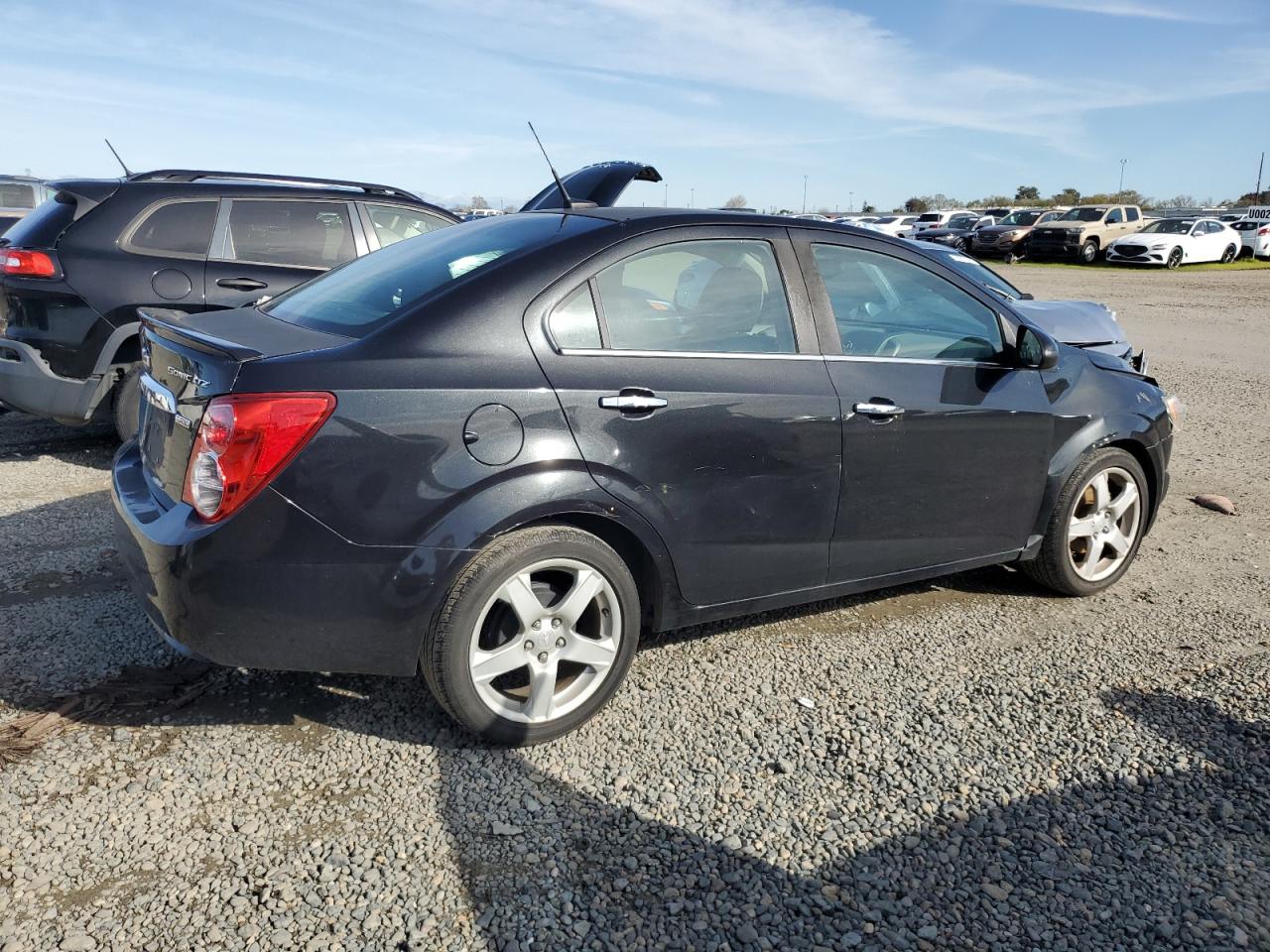 2013 Chevrolet Sonic - Image 3
