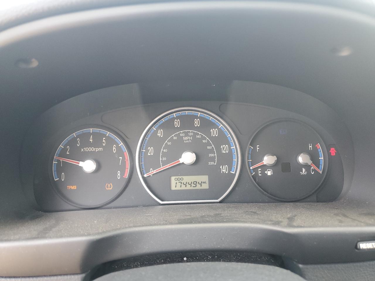 2009 Hyundai Santa Fe - Image 9