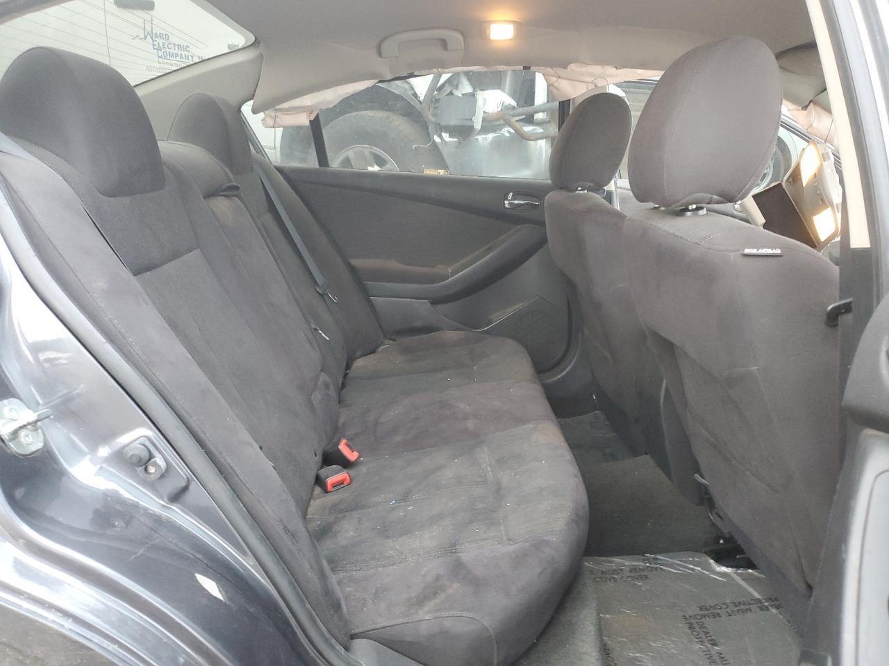2012 Nissan Altima - Image 10