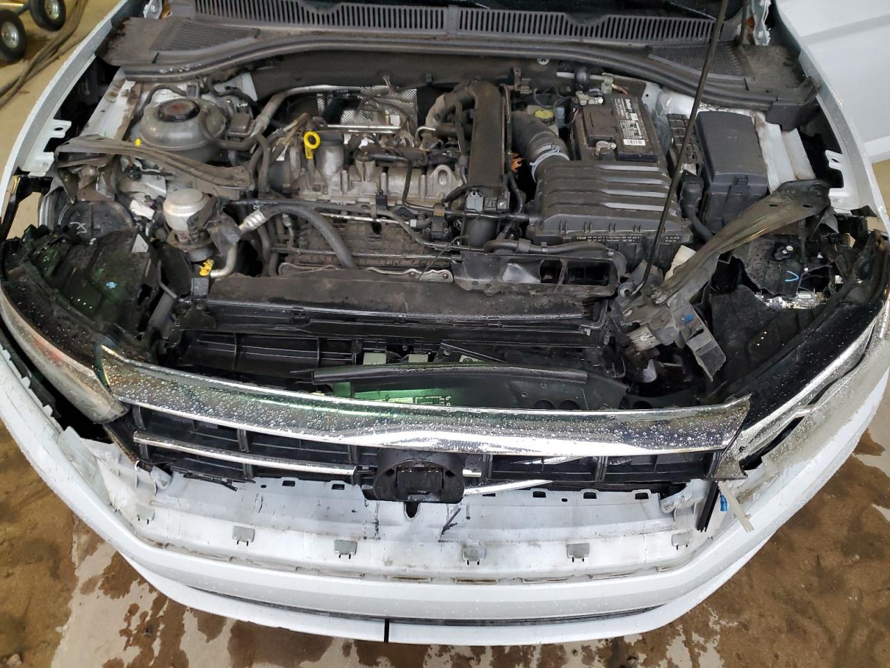 2019 Volkswagen Jetta - Image 11