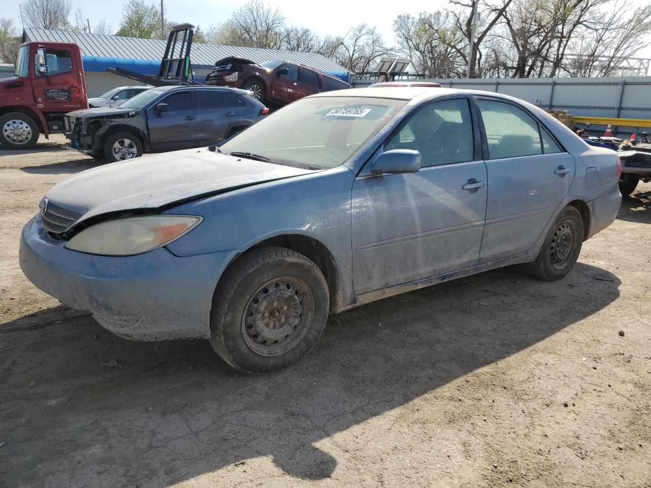 2004 Toyota Camry Le for Sale in Wichita, KS - Front End