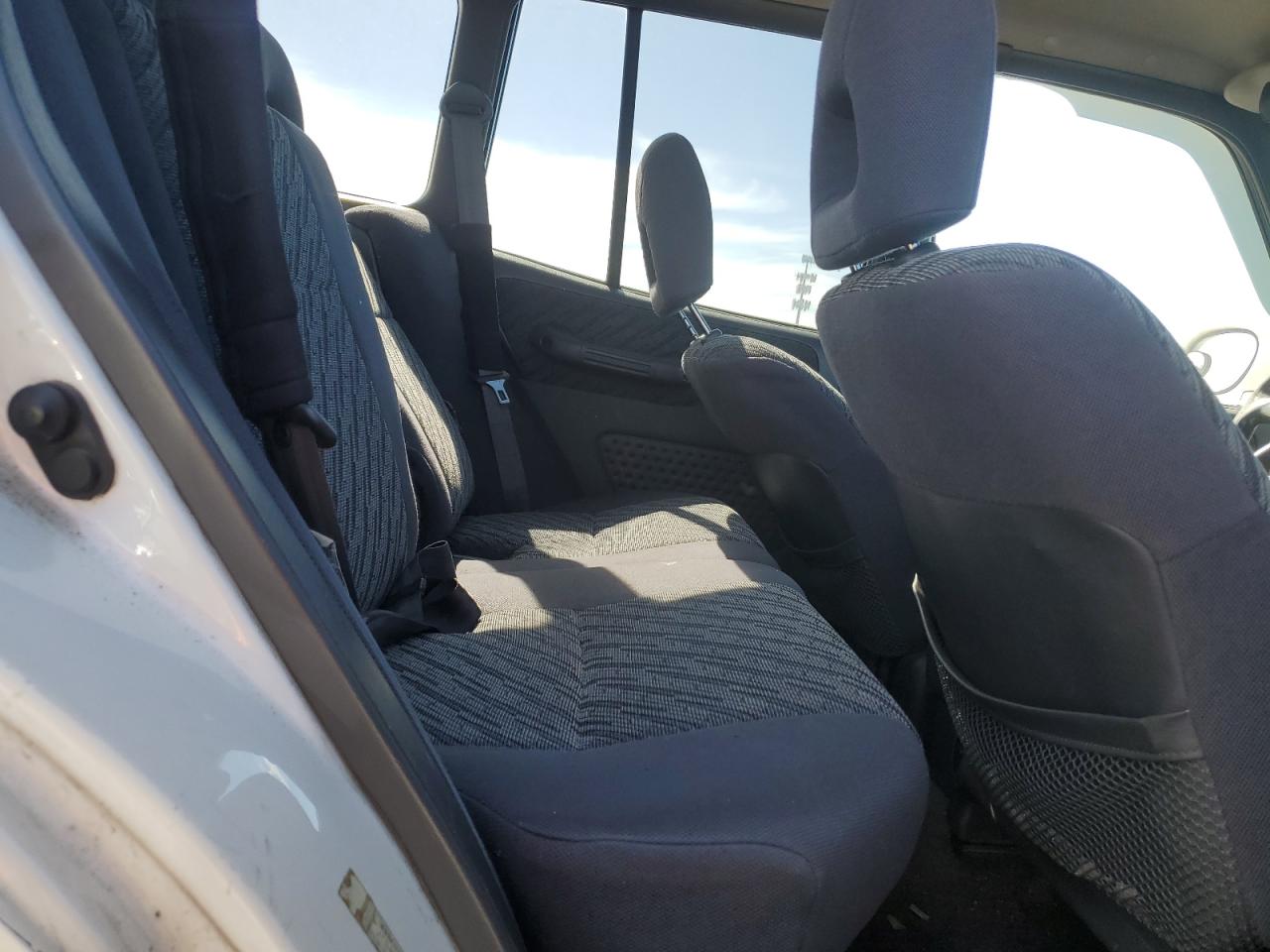 1999 Toyota RAV 4 - Image 11