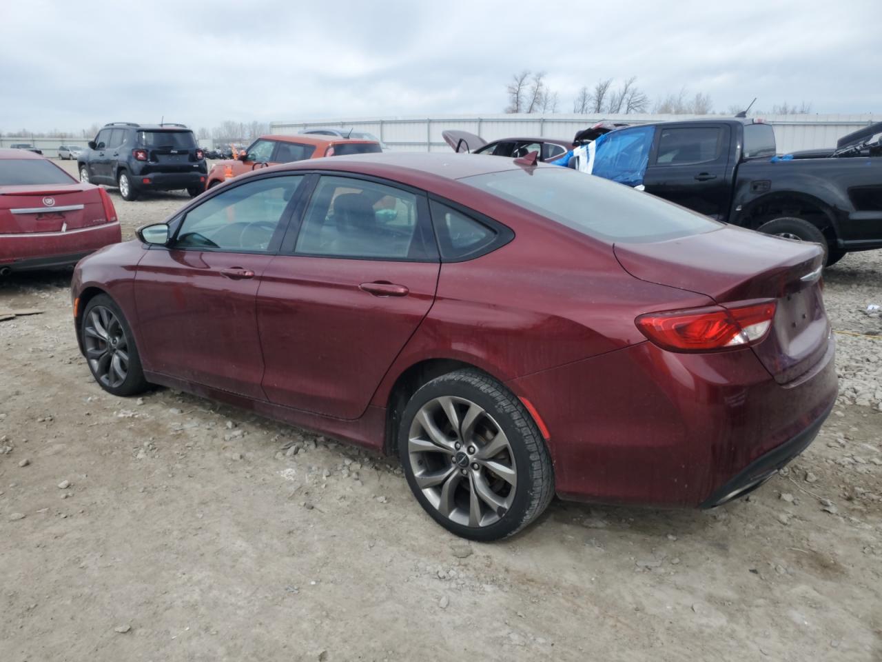 2015 Chrysler 200 - Image 2