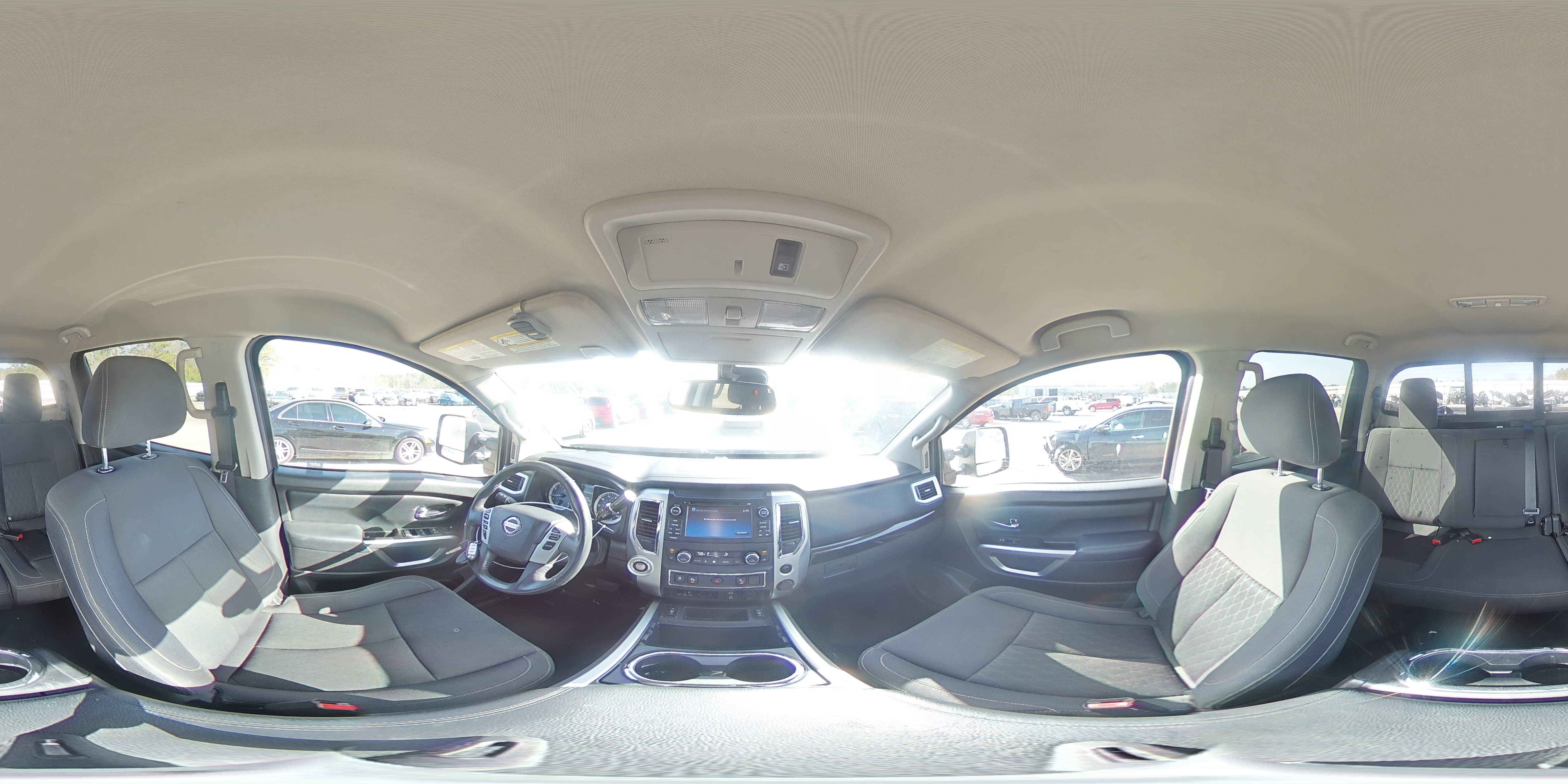 2017 Nissan Titan - Image 13