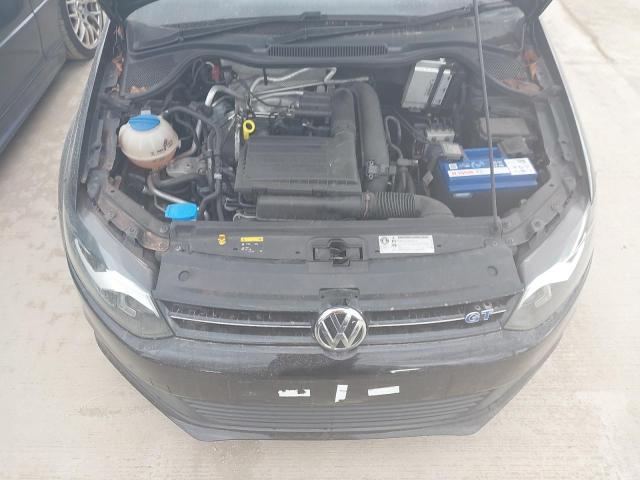 2015 VOLKSWAGEN POLO BLUEG