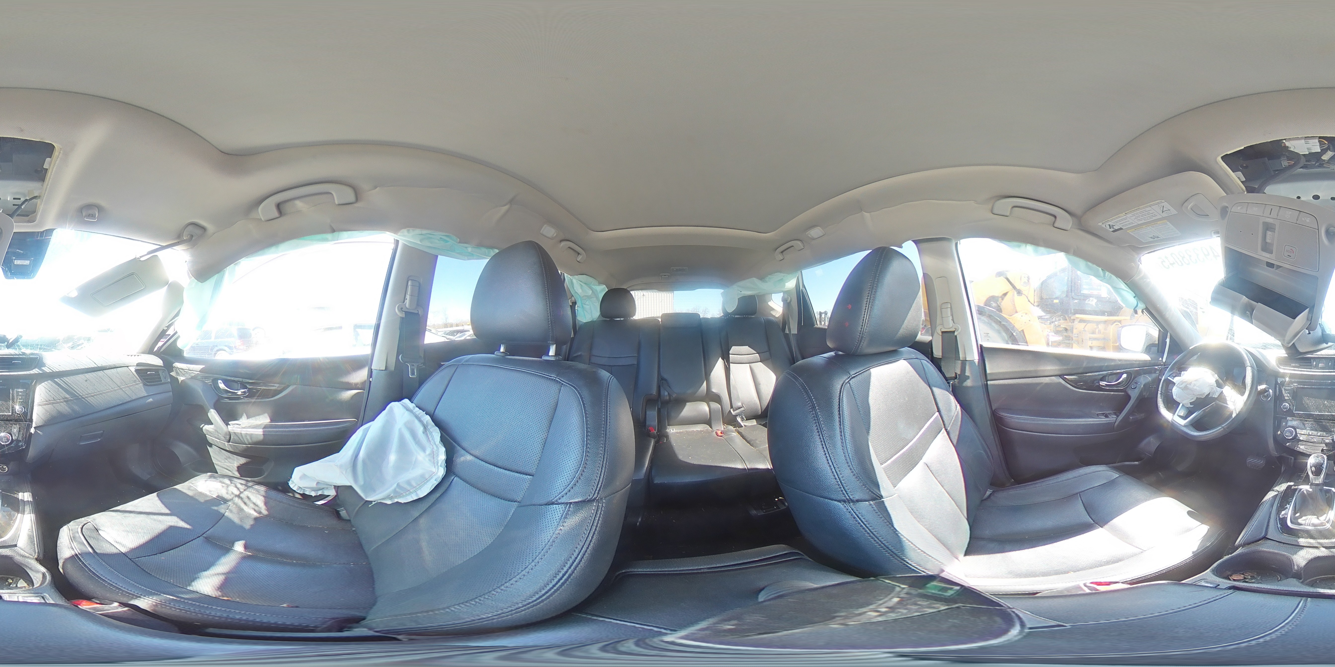 2019 Nissan Rogue - Image 13