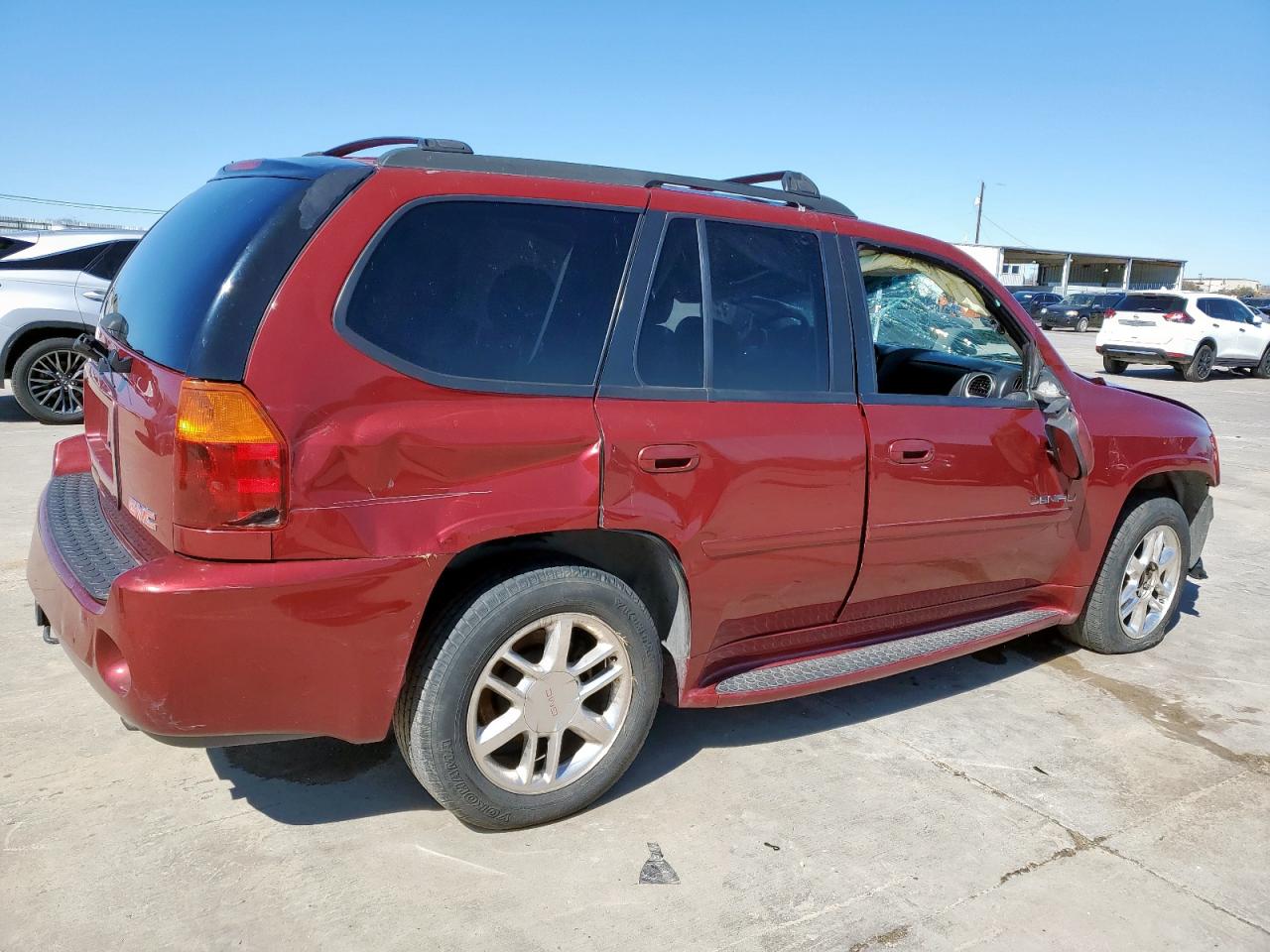 2007 GMC Envoy - Image 4