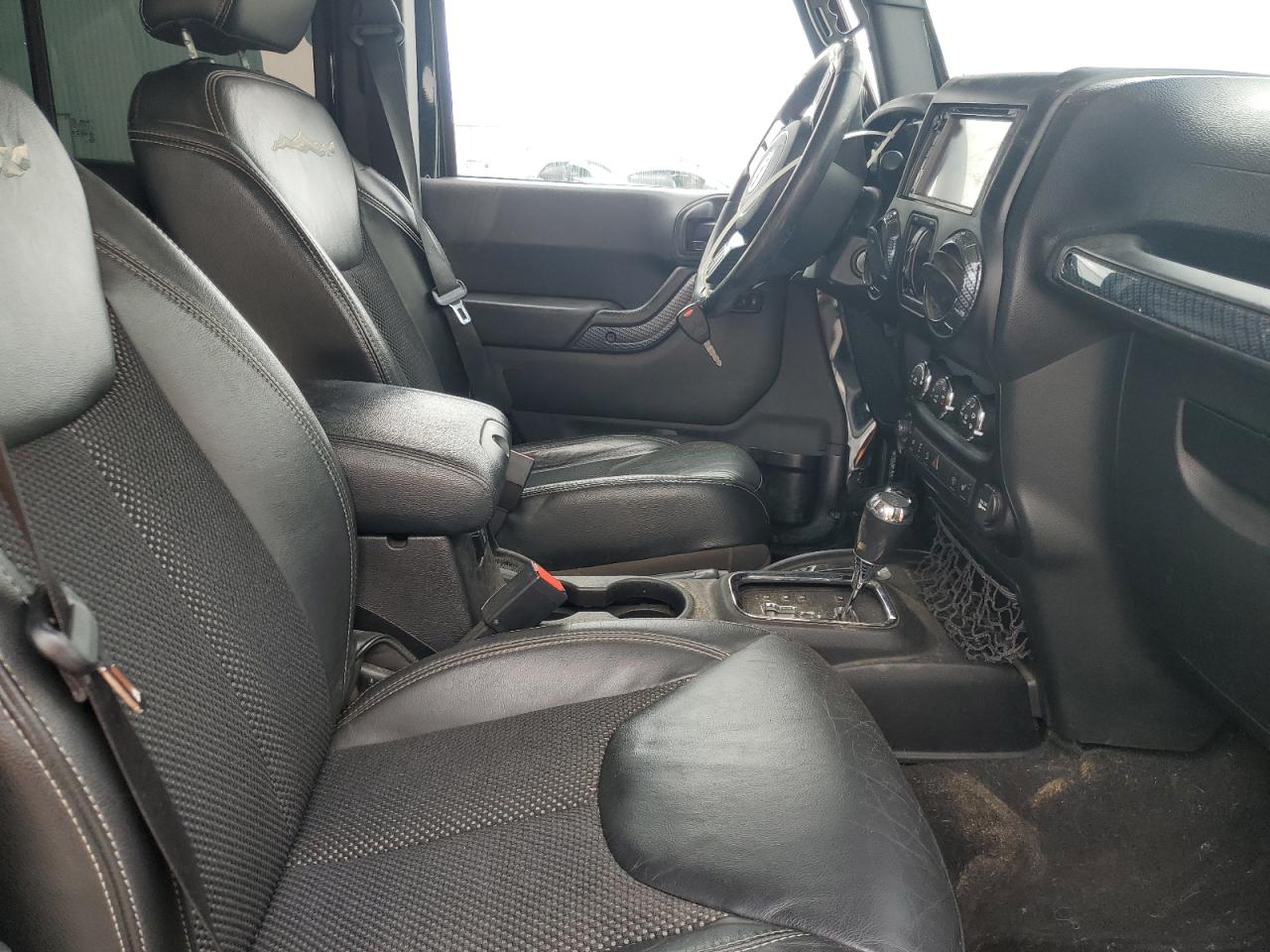 2015 Jeep Wrangler - Image 7