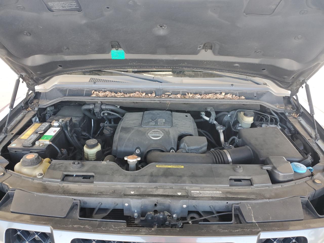 2009 Nissan Armada - Image 12