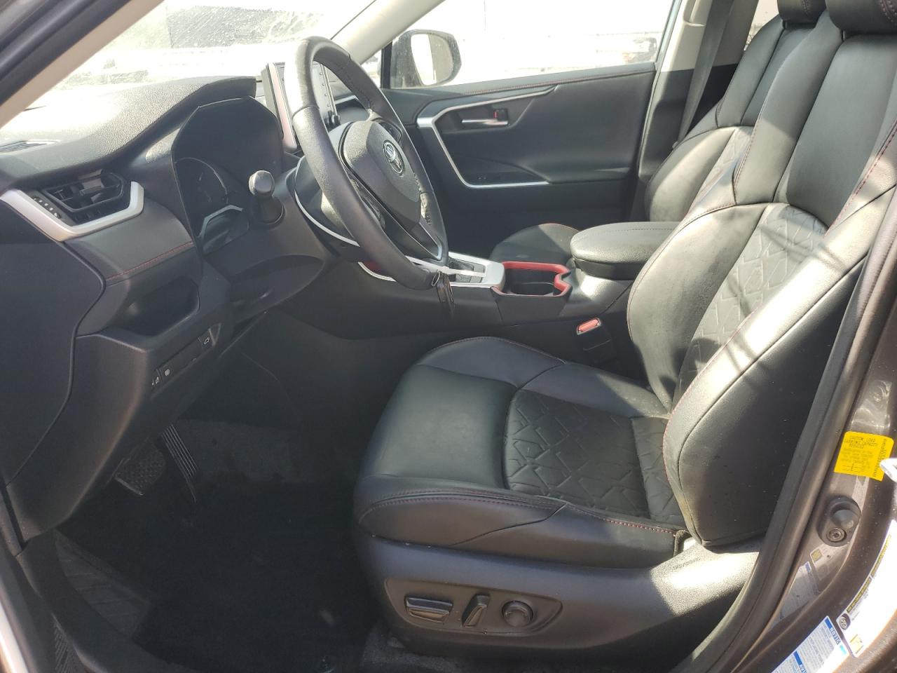 2020 Toyota RAV 4 - Image 7