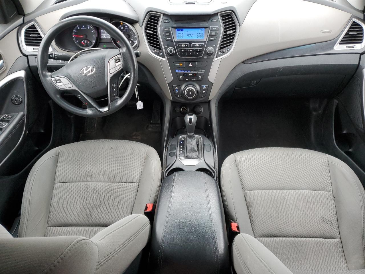 2013 Hyundai Santa Fe - Image 8