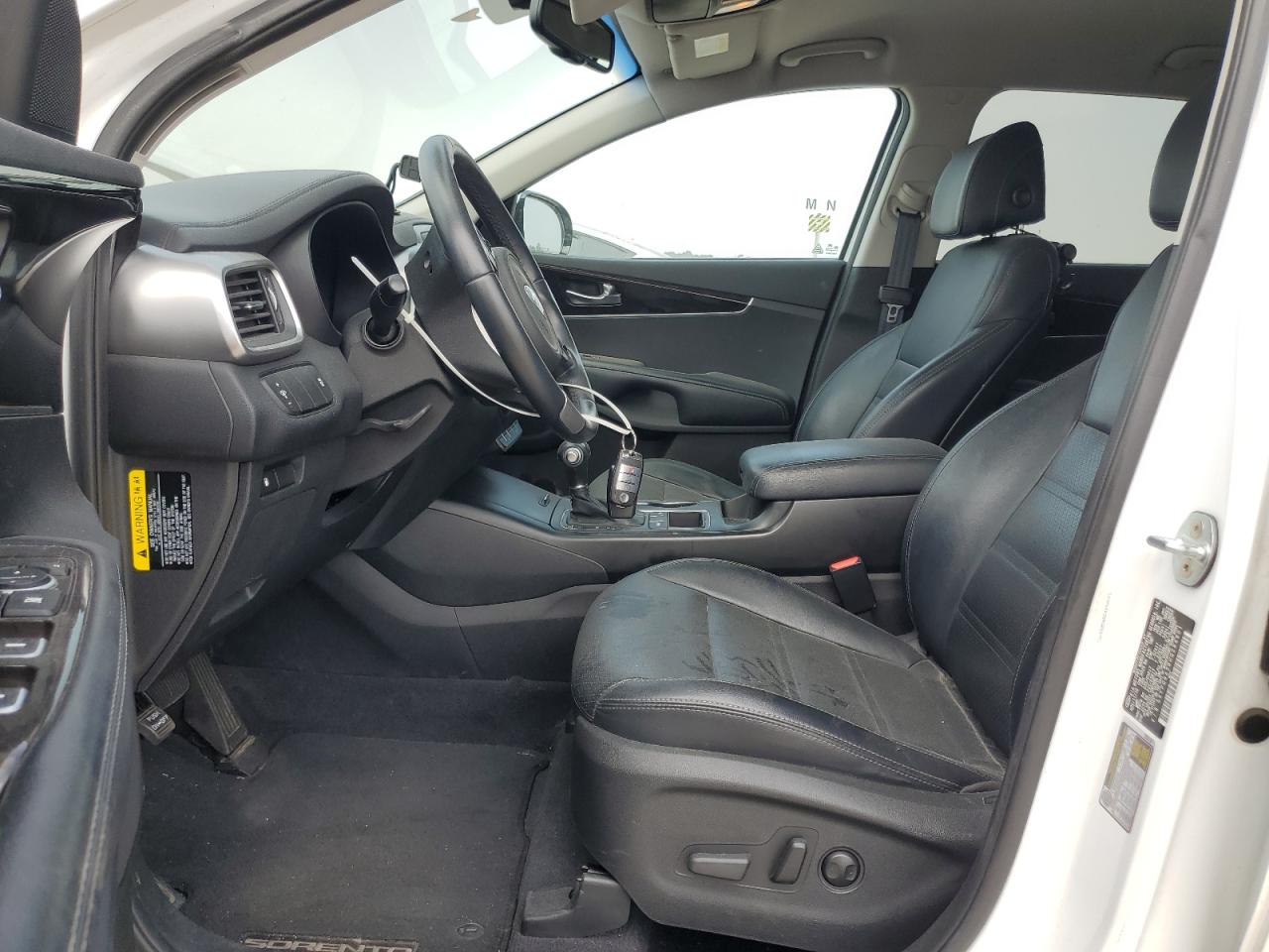 2017 Kia Sorento - Image 7