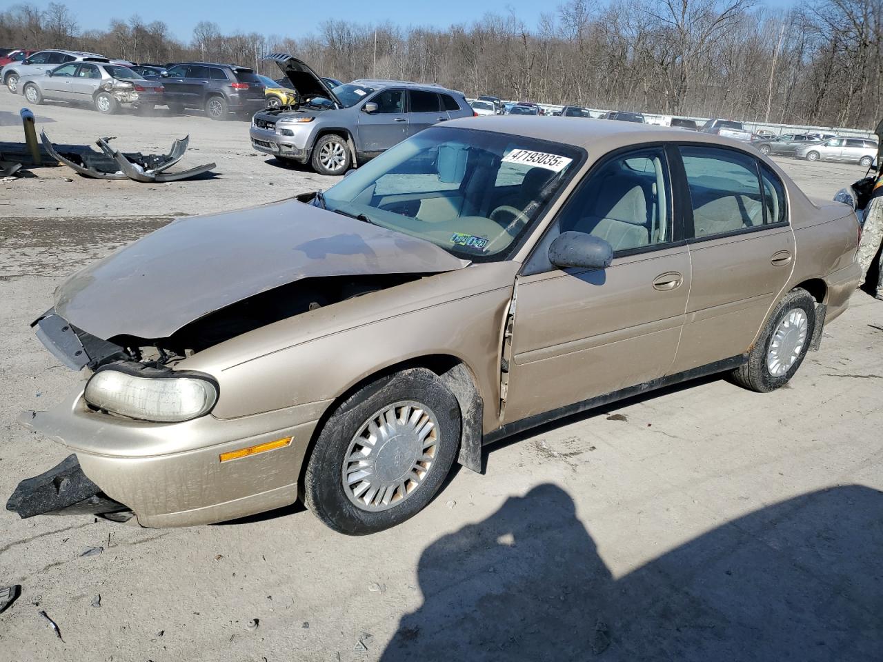 2004 Chevrolet Classic for Sale in Ellwood City, PA - Front End
